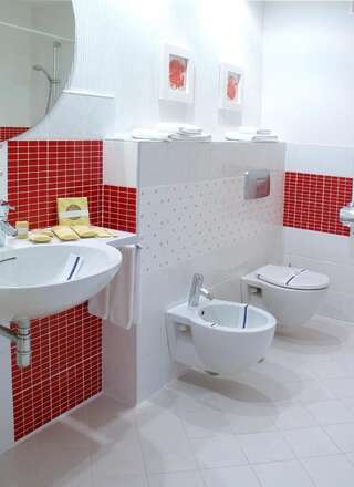 Отель Atlas Hotel Донецк Люкс-3